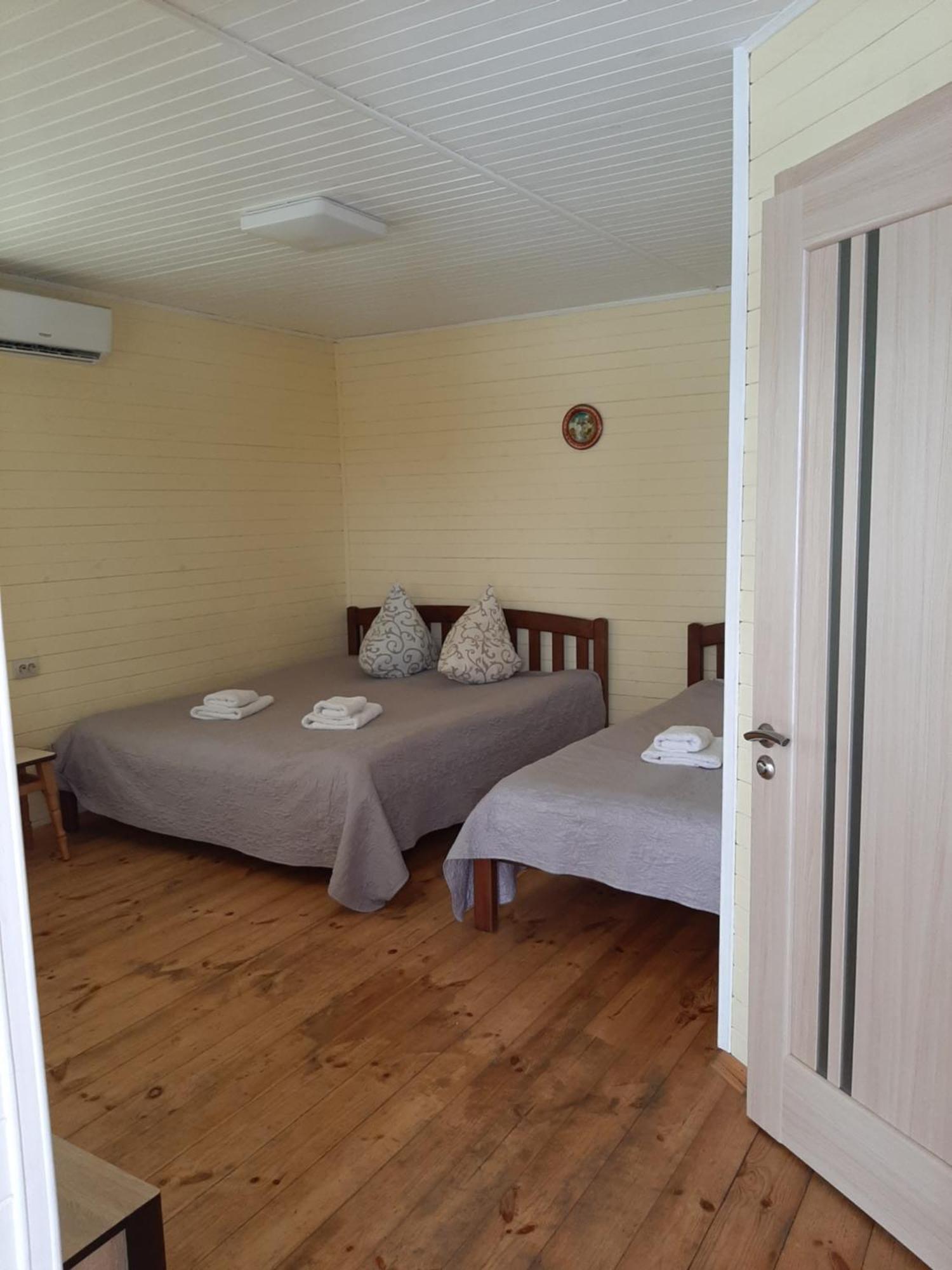 Гостьовий Дім На Герцена Guest Hous On Gertsena Otel Novhorod-Siverskyi Oda fotoğraf