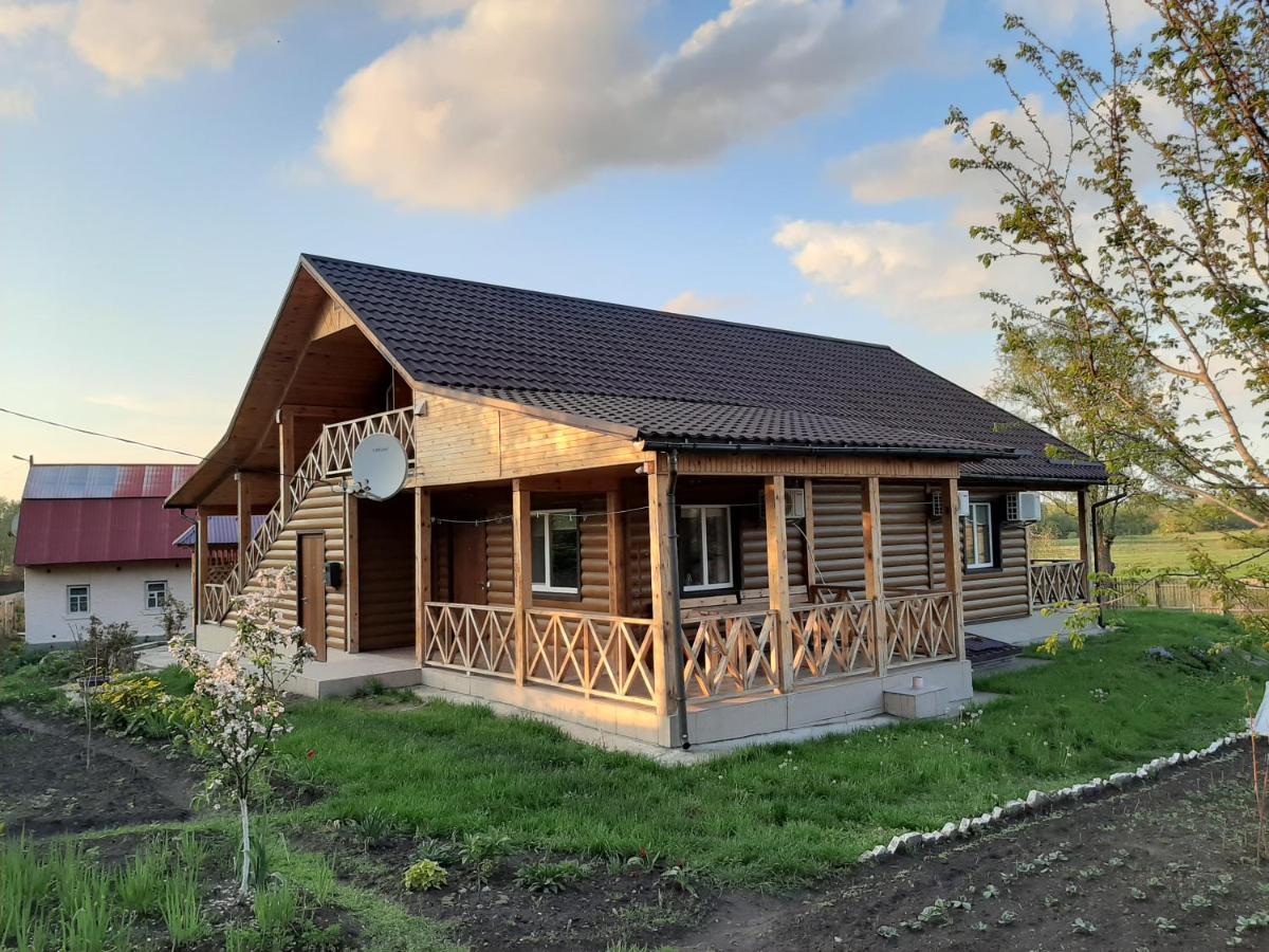 Гостьовий Дім На Герцена Guest Hous On Gertsena Otel Novhorod-Siverskyi Dış mekan fotoğraf